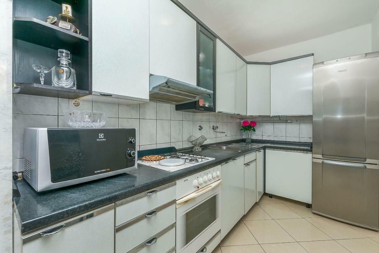 Apartment Marijana Omiš Esterno foto