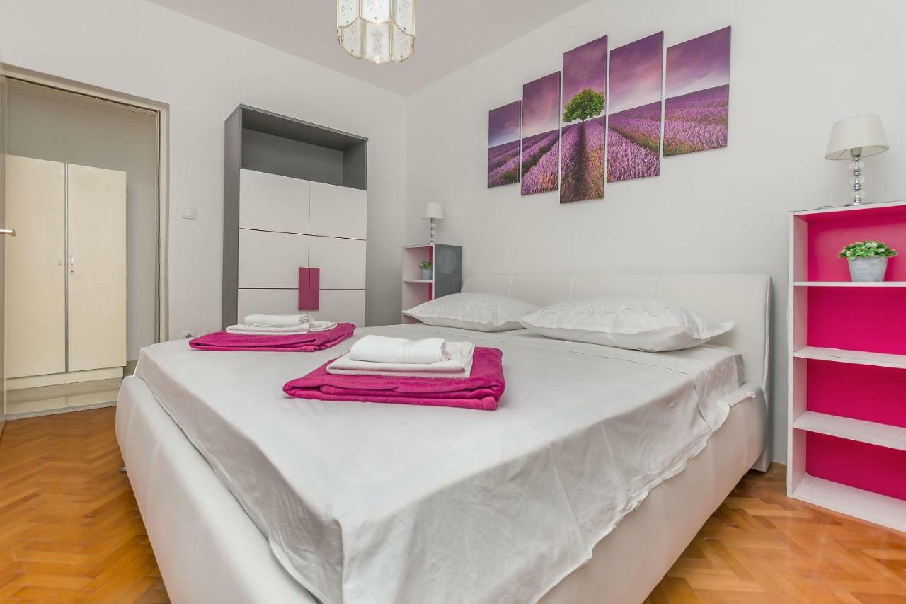 Apartment Marijana Omiš Esterno foto