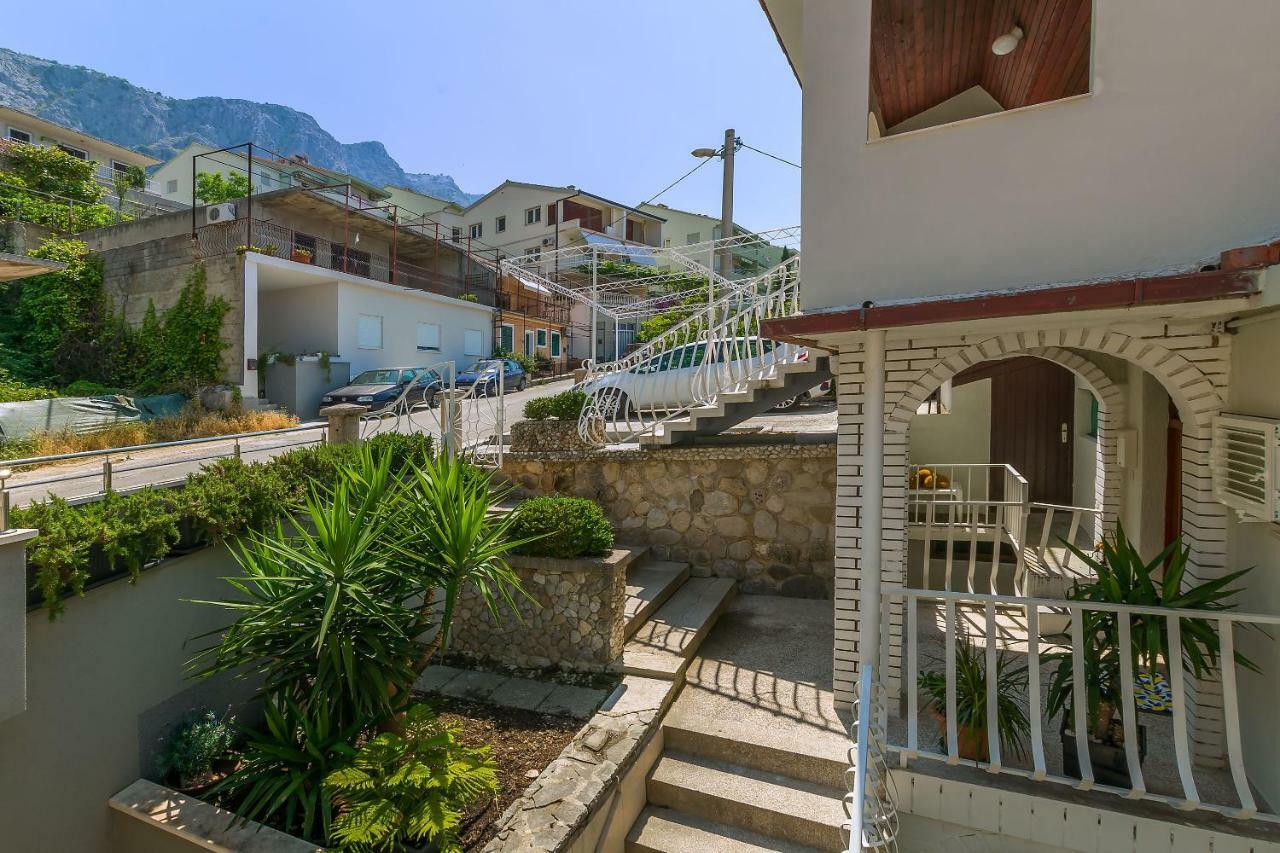 Apartment Marijana Omiš Esterno foto